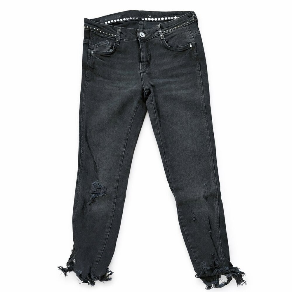 ZARA Studded Skinny Jeans – Size 2/34 – Black Distressed Denim – Edgy Punk Style
